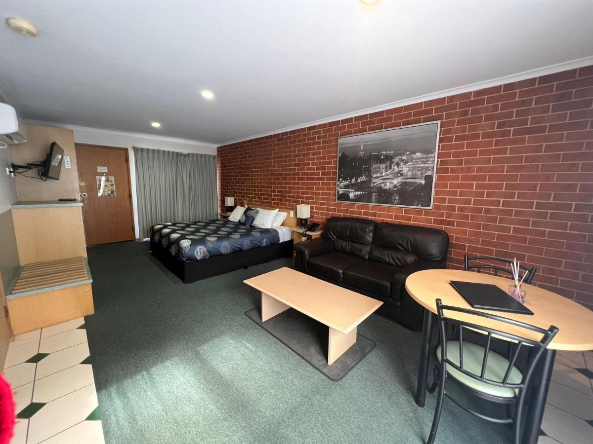 Double Room with Spa Bath
